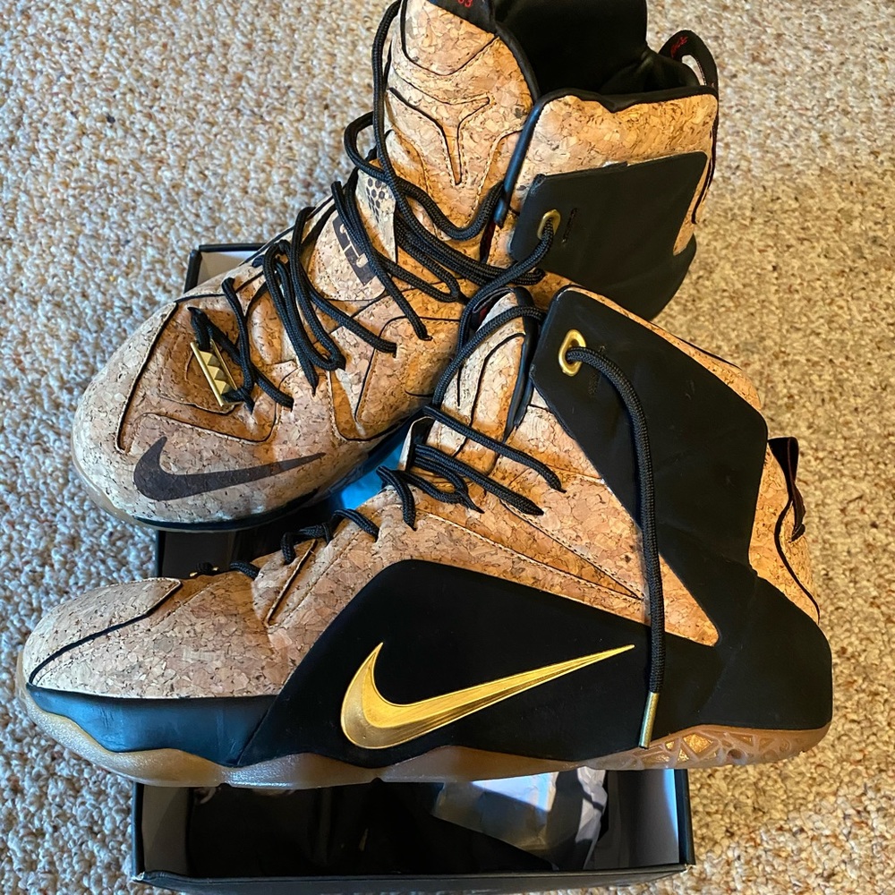 LEBRON XII EXT CORK